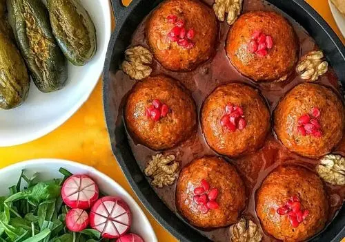 علت اینکه پوست گوجه فرنگی‌ها را نباید بگیریم چیست؟
