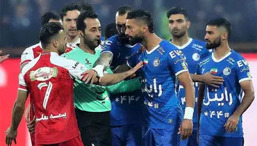 مجوز حرفه‌ای استقلال، پرسپولیسی‌ها را شاکی کرد
