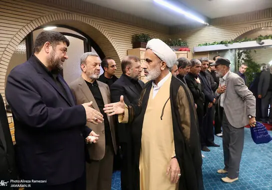 مراسم+ختم+مادر+پيرحسين+كوليوند (27)