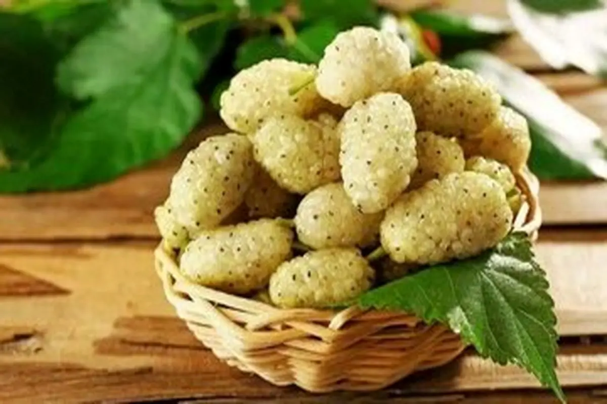 با خوردن این میوه افسرده نمیشوید
