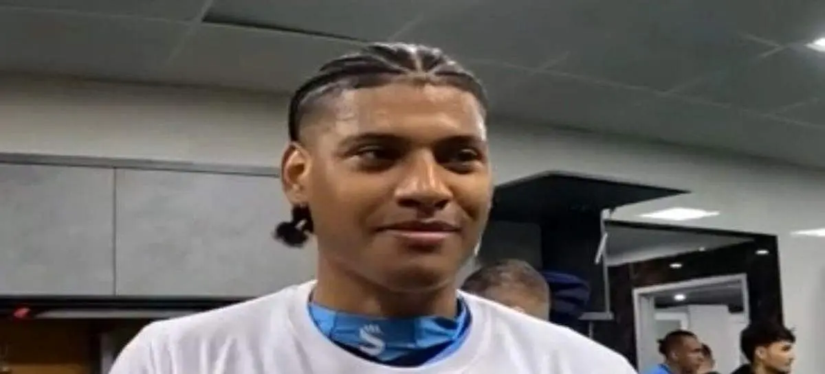 ستاره خارجی لیگ برتر رسماً قید حضور در ایران را زد +عکس
