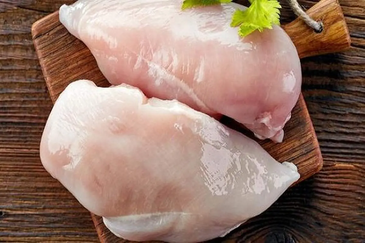 علت سفید شدن گوشت برخی مرغها