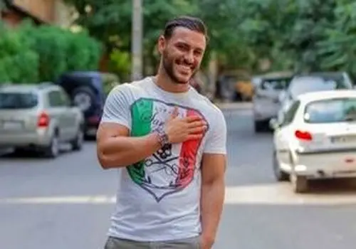 عینک سوپرلاکچریِ خواننده رپ بحث‌برانگیز شد!