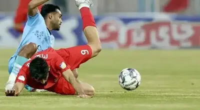 خلاصه بازی چادرملو 0 - تراکتور 2 + حواشی و گل ها