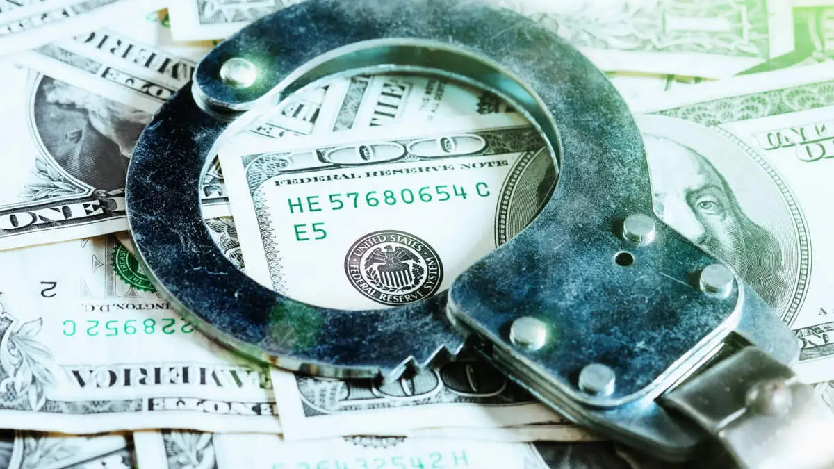 انتقال جسد به بانک برای خالی کردن حساب متوفی!+عکس
