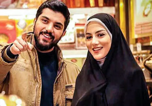 قاب توجه‌برانگیز از سینا و پردیس در یک مراسم هنری