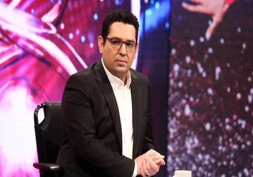 محمدرضا احمدی مجری صدا و سیما عزادار شد + تصاویر