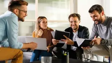 چطور یک آژانس تبلیغاتی حرفه‌ای پیدا کنیم؟ راهنمای جامع برای کسب‌وکارها