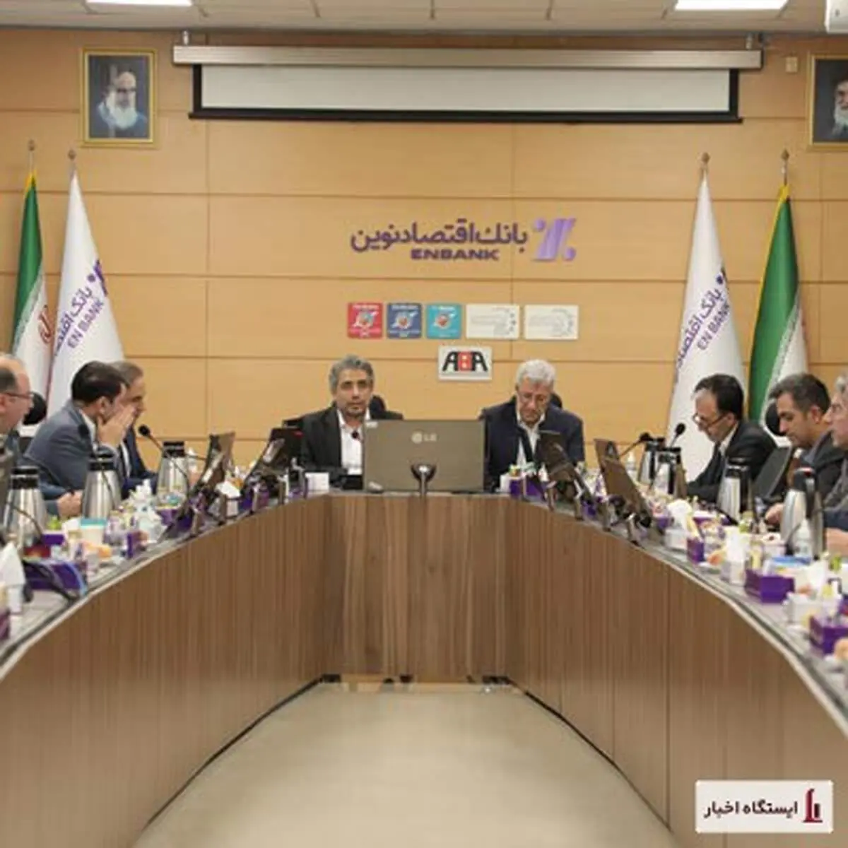رئیس هیئت مدیره: بانک اقتصادنوین در حد توان و ظرفیت خود، مشکلات کشور را حل کرده است