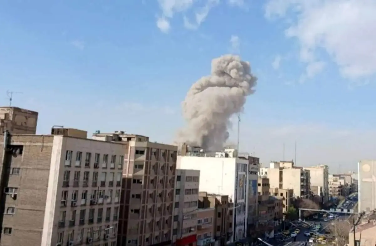 معمای قارچی‌شکل انفجارها /چرا دود انفجارها در تهران به شکل قارچ دیده می‌شود؟