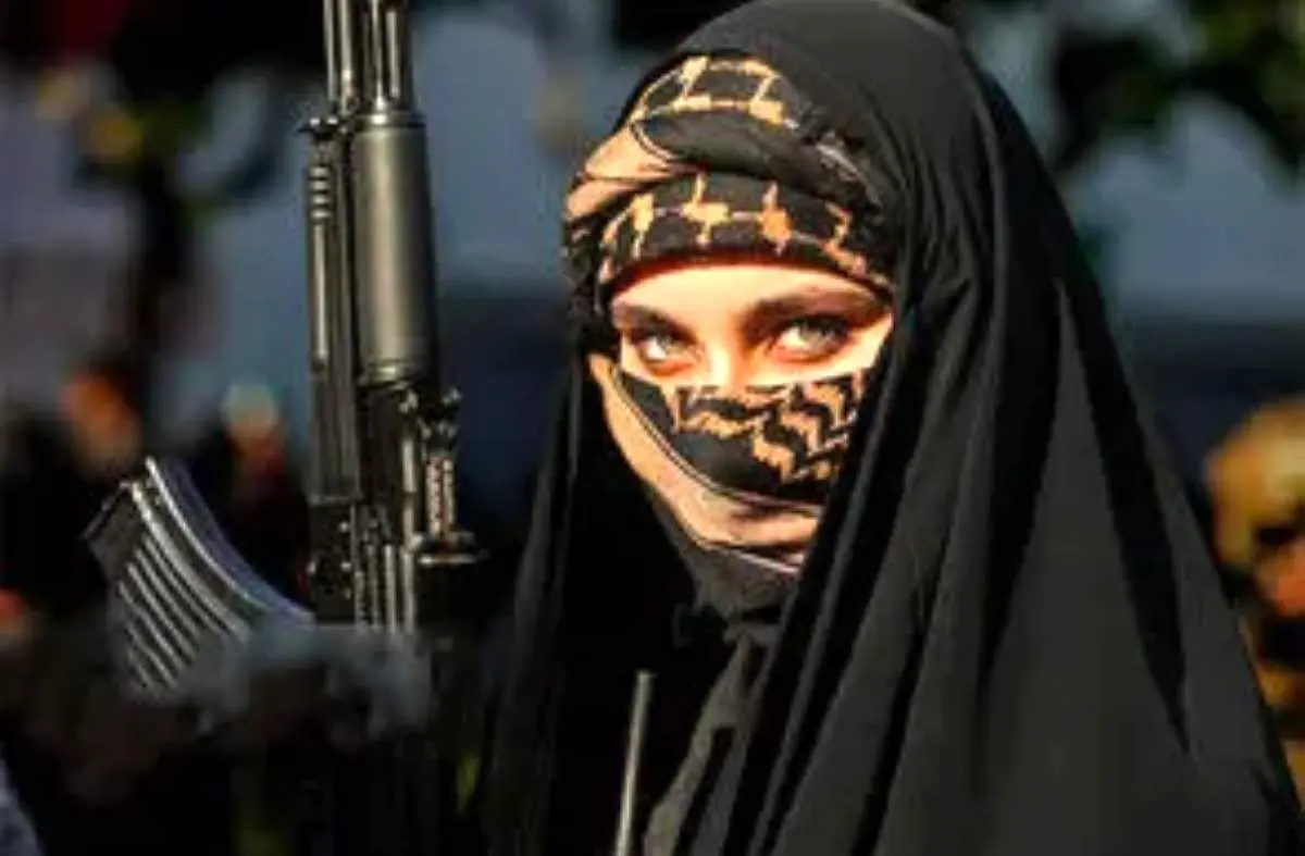 تصاویری متفاوت از دختران جان فدا در تهران