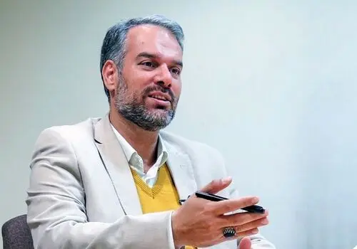 انتقاد تند رشیدی کوچی به روند رفع فیلتر: واتساپ رفع فیلتر شده اما مردم گیر افتادند