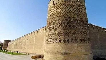 دیوار ارگ کریم‌خان بازیچه دست پارکورکار جوان شد+ فیلم