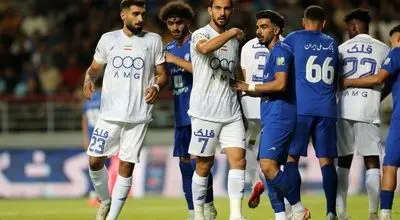 دیدار استقلال و پیکان در ورزشگاه تختی
