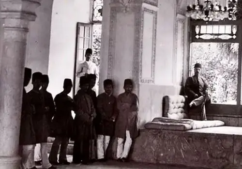 «ظل السلطان، پسر بی رحم ناصرالدین شاه» در دوران جوانی