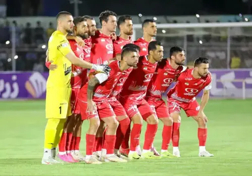 بازیکن پرسپولیس به استقلال اوکی داد!
