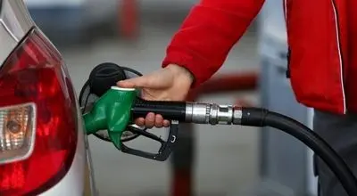 بنزین ۵۰۰۰ تومانی از امروز کلید خورد/ برندگان و بازندگان طرح بنزین جدید