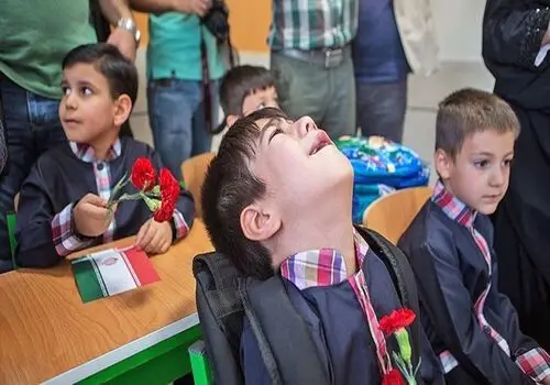 انتقاد تند وزیر از بی‌احترامی مدیران مدارس به والدین