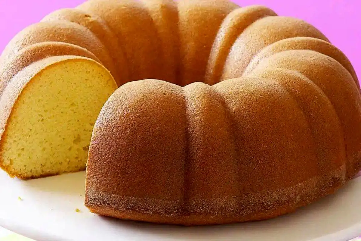 طرز تهیه کیک وانیلی کلاسیک و پرطرفدار