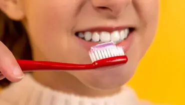 بهترین زمان مسواک زدن؛ قبل یا بعد از صبحانه؟


