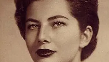 ثریا اسفندیاری و مادرش؛ عکسی از دهه ۴۰