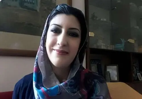 تصاویر هنرمندان مشهور در مراسم ختم خانم بازیگر