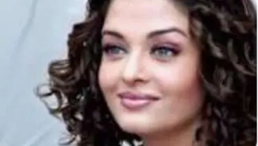 کیف‌دستی یا پایگاه فرماندهی همراه | کیف آیشواریا وایرال شد