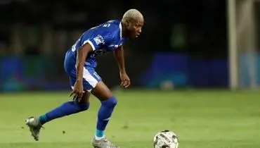 بازگشت ستاره خارجی استقلال به تمرینات + عکس