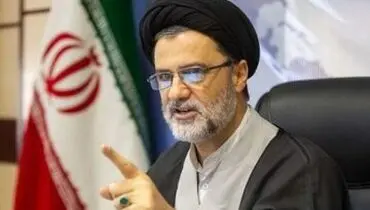 عضو کمیسیون امنیت: ناوهای آمریکایی عقب نشینی کردند