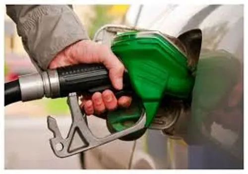 بنزین ۵۰۰۰ تومانی برای کدام گروه از خودروها اعمال می‌شود؟+عکس