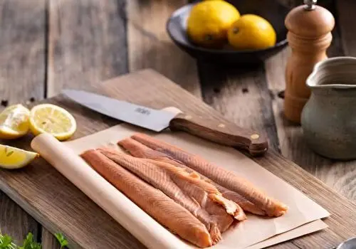 قیمت هرکیلو قزل آلا به ۴۰۰ هزارتومان رسید
