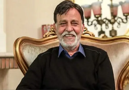 مرتضی عقیلی در کنار تنها یادگار پسرش در اکران فیلم «های کپی»/ویدیو 