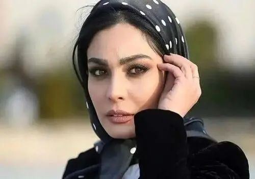 صحرا اسداللهیدر روز تولدش خودش را در آغوش گرفت/عکس