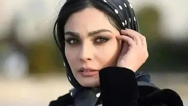 صحرا اسداللهی در روز تولدش خودش را در آغوش گرفت/عکس