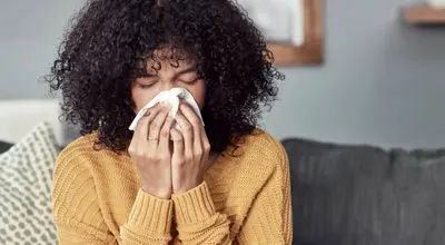 چرا بدون سرماخوردگی دچار آبریزش بینی می‌شویم؟

