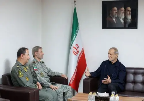 فرمانده کل ارتش: هرگونه تجاوز را با قاطعیت پاسخ داده خواهد شد