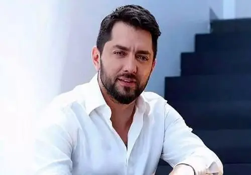 عکس بامزه خانواده بهرام رادان وایرال شد