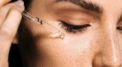 مقایسه رتینول و باکوچیول؛ کدام انتخاب بهتری برای ضدچروک است؟
