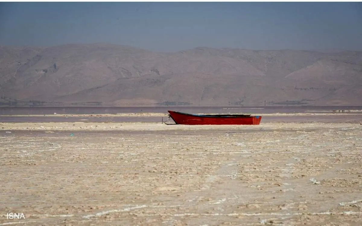 تصاویری از جان دادن دریاچه مهارلو