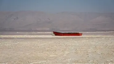 تصاویری از جان دادن دریاچه مهارلو