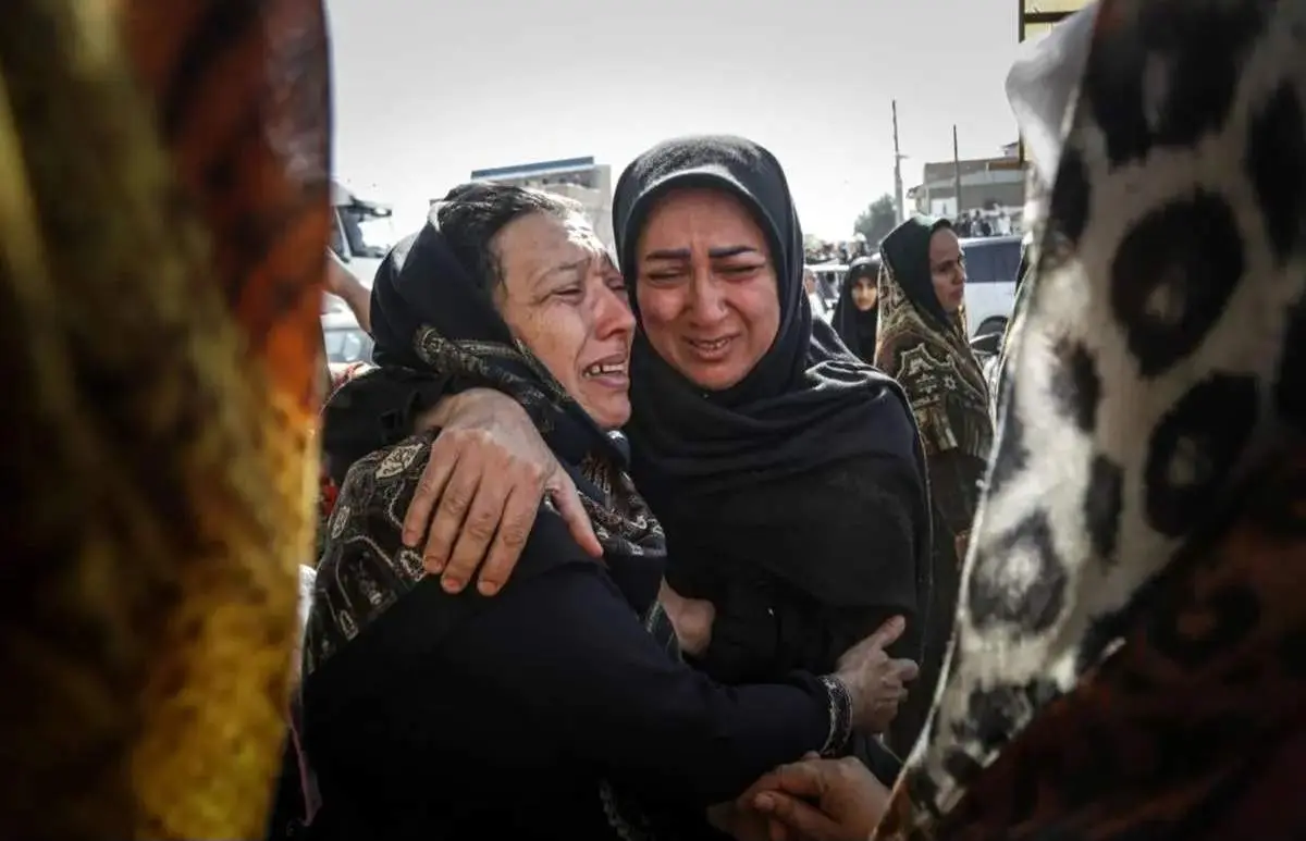 هودی خوانی زنان ترکمن به یاد صابر کاظمی/تصاویر