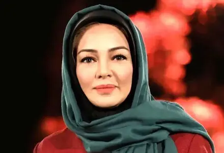 عکس جذاب رزیتا غفاری با گریم افتخارالملوک در سریال بامداد خمار!
