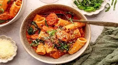 طرز تهیه 4 مدل پاستا اسفناج فوری و خوشمزه