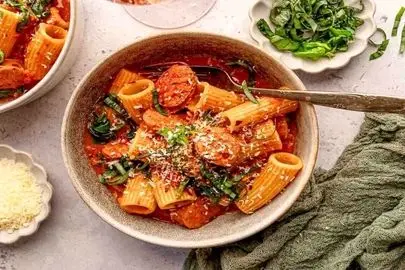 طرز تهیه 4 مدل پاستا اسفناج فوری و خوشمزه