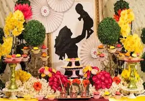 ایده های کمکی برای تزیین میز برای روز مادر
