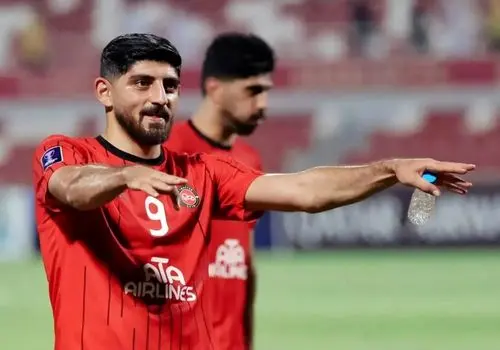 اقدام خداپسندانه ستاره فوتبال ایران در کمک به هموطنان آسیب دیده