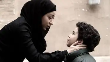 استایل «دور از ترند» روشنک گرامی: بازیگر سریال گمشدگان ،قوانین مد را در جشنواره فیلم شهر شکست!