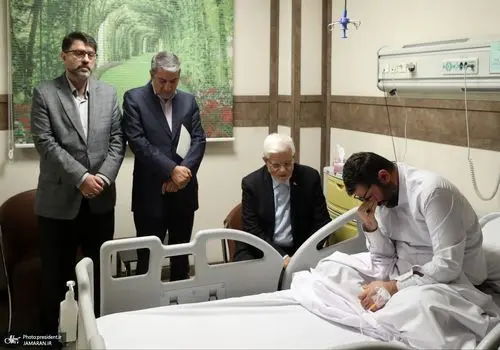 لحظه اعلام رضایت سقاب اصفهانی برای اهدای عضو فرزندش + فیلم

