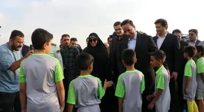 اگر نیت‌مان خدمت به خلق باشد، مردم بهترین قضاوت‌کننده هستند / بخش خصوصی به این نتیجه رسیده که باید تأمین آب و برق را خود به عهده بگیرد