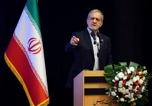 پزشکیان: افتخار می‌کنیم دانشمندانی داریم که نیاز ما به بیگانگان کمتر می‌کنند
